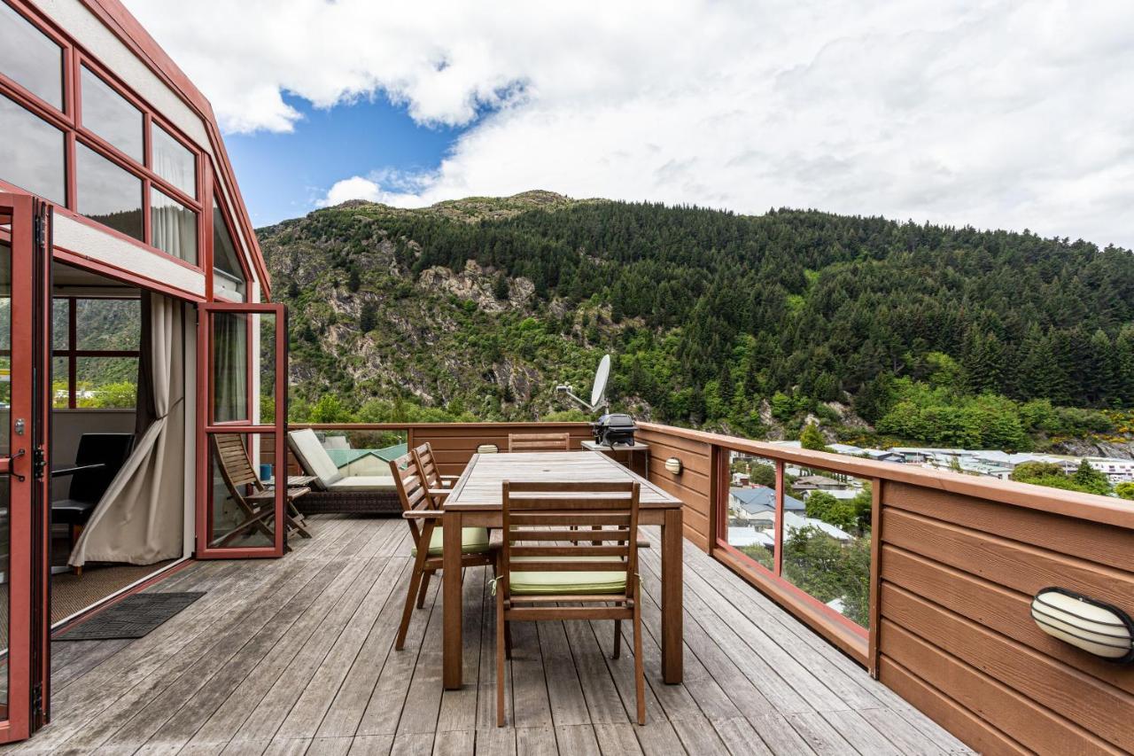 Holiday home Hot Tub And Views Over - Entire House *
