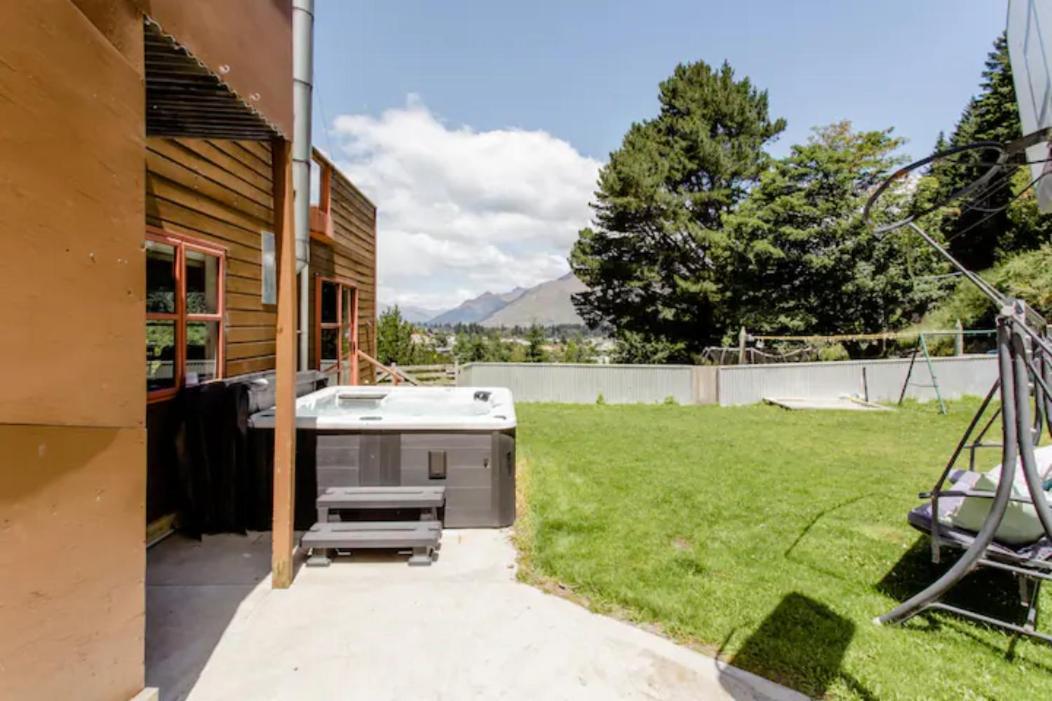 Holiday home Hot Tub And Views Over - Entire House Queenstown